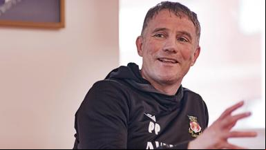 Bienvenidos al Wrexham 1x3